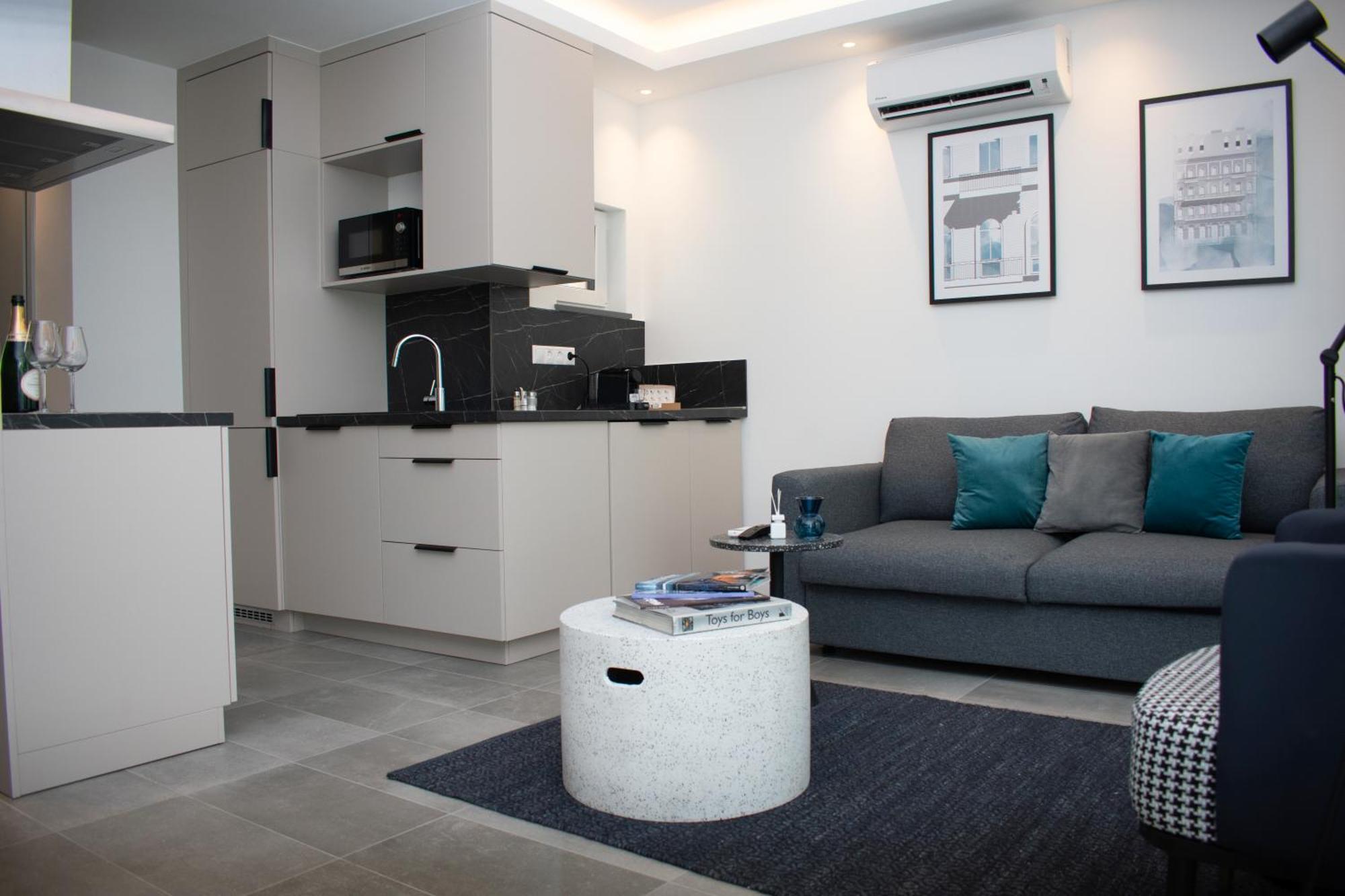 Luxury Cozy 2 Bdr Downtown Apt.7 บูดาเปสต์ ภายนอก รูปภาพ