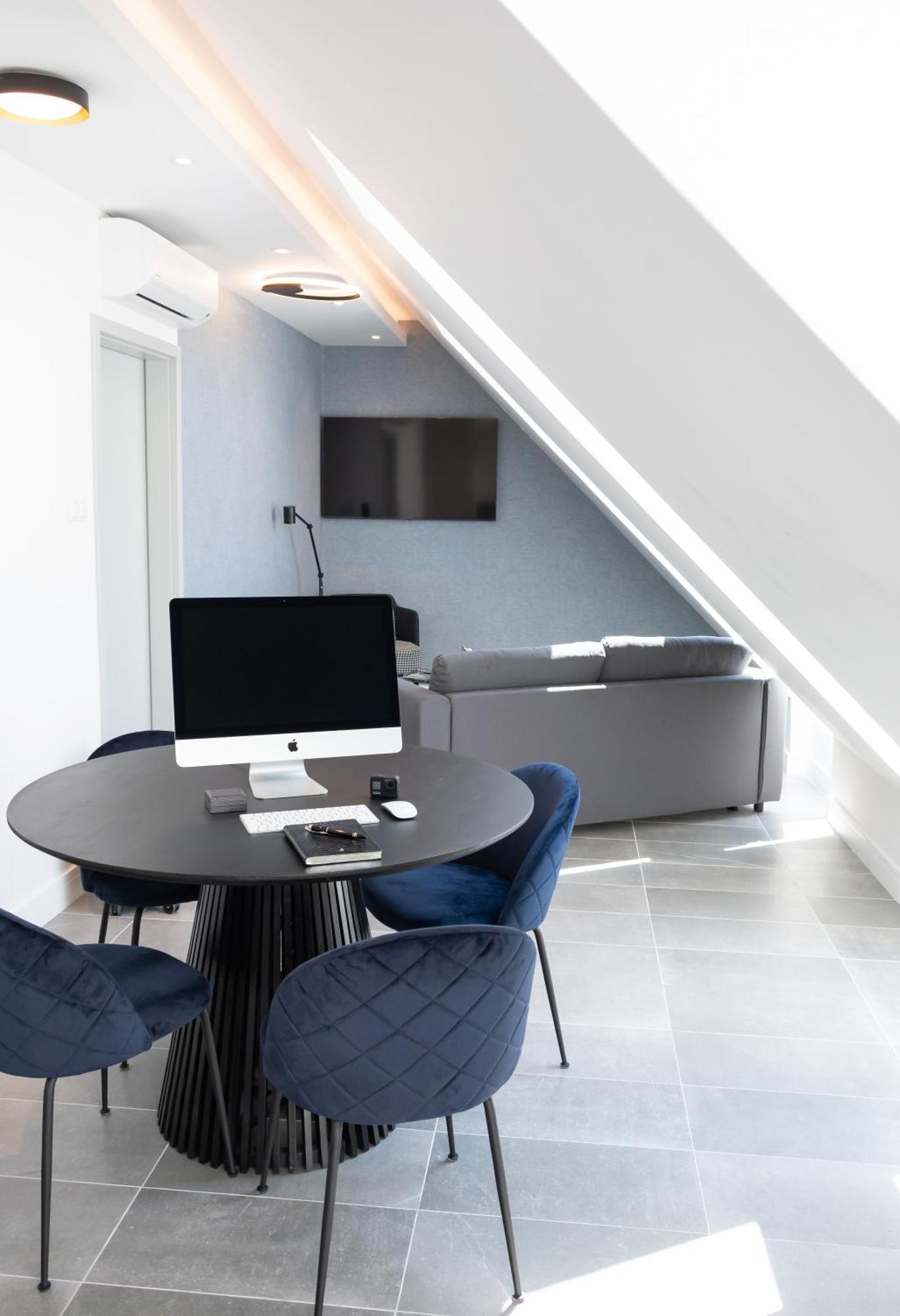 Luxury Cozy 2 Bdr Downtown Apt.7 บูดาเปสต์ ภายนอก รูปภาพ